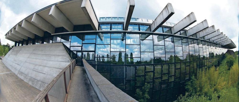 Bleibt Biosphäre. Die Tropenhalle soll auch in den kommenden Jahren genutzt werden, aber eine neue Hülle bekommen. Auch in die Ausstellung selbst muss investiert werden. Insgesamt sind dafür zehn Millionen Euro fällig.