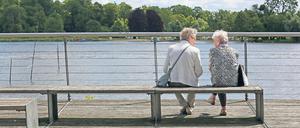Alternde Stadt. Der demografische Wandel verändert die Altersstruktur Potsdams. Bis 2035 wird der Anteil der über 65-Jährigen der neuen Prognose zufolge von derzeit 19,8 auf 21,6 Prozent der Gesamtbevölkerung wachsen. Besonders deutlich ist die Zunahme bei den über 80-Jährigen.