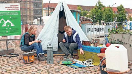 Hilfe in Not. „Ärzte ohne Grenzen“ zeigen ihre Arbeit auf dem Luisenplatz.