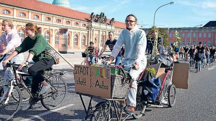 Mehr Luft. Florian Kirchesch organisierte die Fahrraddemo. 
