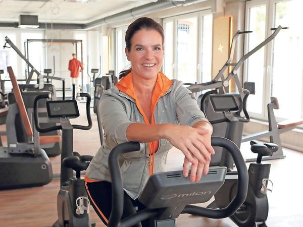 Olympiasiegerin Katarina Witt eröffnete ein Fitnessstudio.