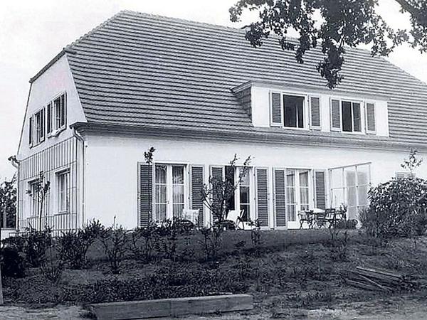 Die Doppelhäuser im Landhausstil wurden von in den 30er-Jahren errichtet.
