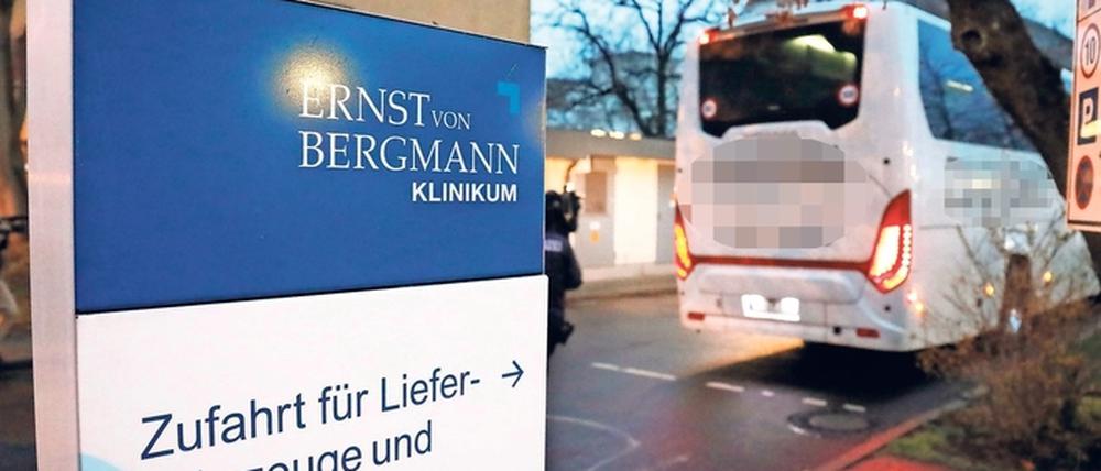 Im Klinikum „Ernst von Bergmann“ wurden die Rückkehrer aus Südtirol auf das Coronavirus getestet.