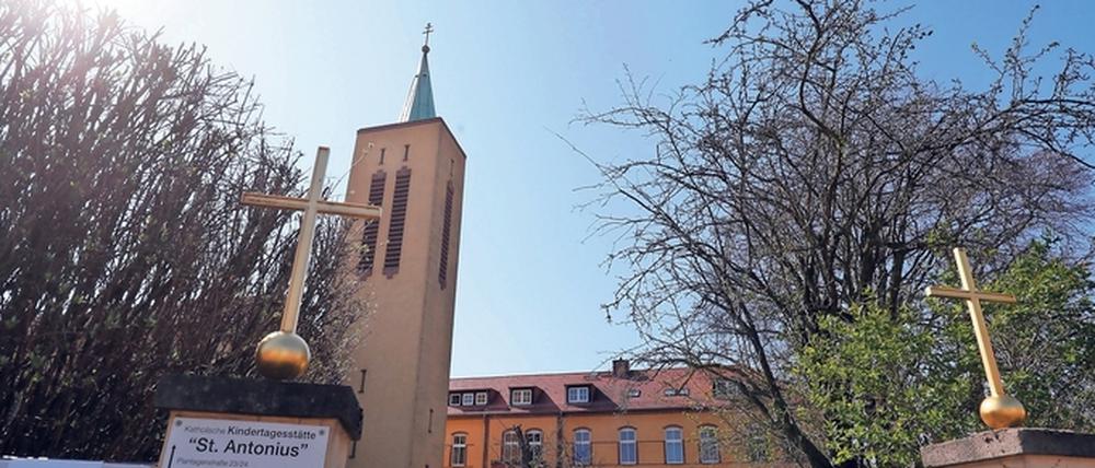 Zu Ostern ist die Kirche St. Antonius in Babelsberg geöffnet, täglich von 15 bis 18 Uhr.