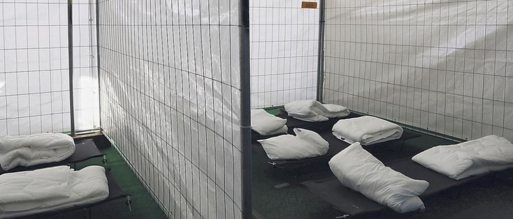 In der Turnhalle des Treffpunkts Freizeit sind Schlafplätze für Kriegsflüchtlinge eingerichtet. 