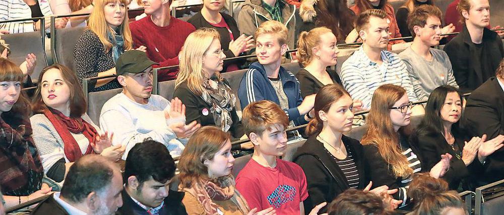 Junge Semester. Rund 900 Erstsemsemester beginnen in diesen Tagen ihr Studium an der FH Potsdam, im Vorjahr waren es 811. Die Hochschule wächst weiter und hat nun circa 4000 Studierende.