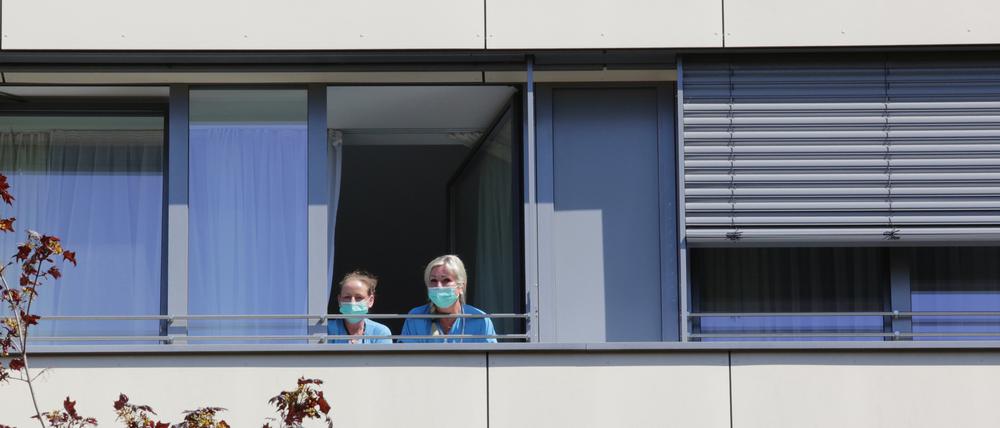 Im Bergmann-Klinikum kamen 42 Menschen in Zusammenhang mit einer Corona-Infektion ums Leben.
