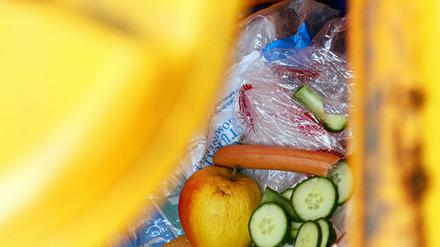 18 Millionen Tonnen Lebensmittel sollen in Deutschland jährlich auf dem Müll landen. 
