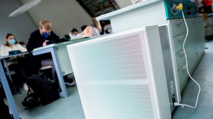 Die Ausstattung der Potsdamer Klassen- und Arbeitsräume mit Luftfiltern würde 13 Millionen Euro kosten. 