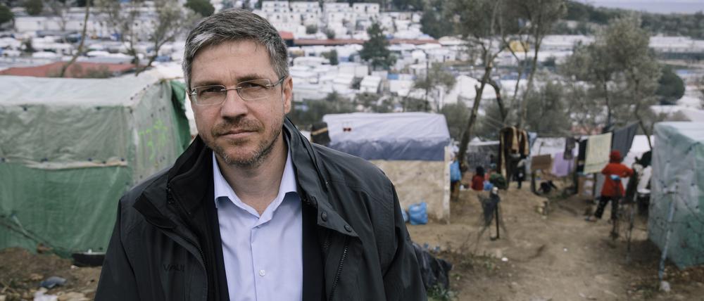 Potsdams Oberbürgermeister Mike Schubert im Flüchtlingslager Moria auf Lesbos
