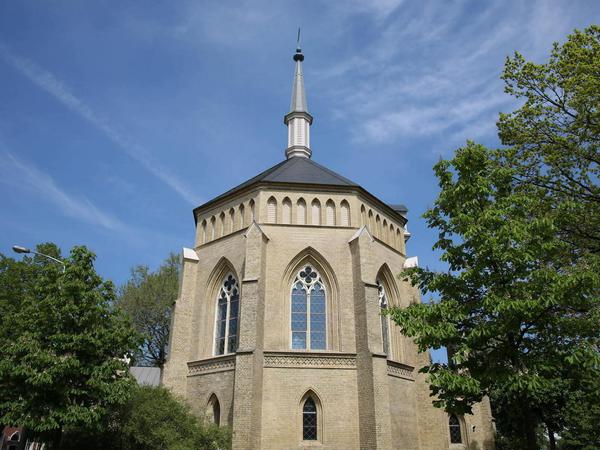 Die Alte Neuendorfer Kirche wurde 2007 restauriert wiedereröffnet.