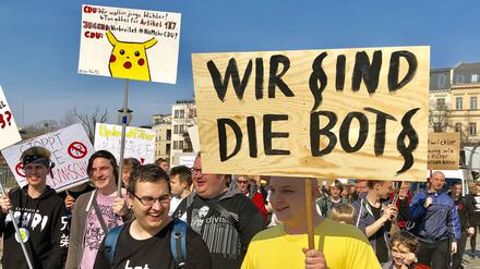 CDU-Politiker hatten Absender von Beschwerde-Mails als „Bots“ bezeichnet. Das nehmen die Reform-Gegner jetzt satirisch auf.