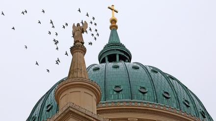 Die Nikolaikirche in Potsdam richtet bis mindestens Ende Februar keine Gottesdienste aus.