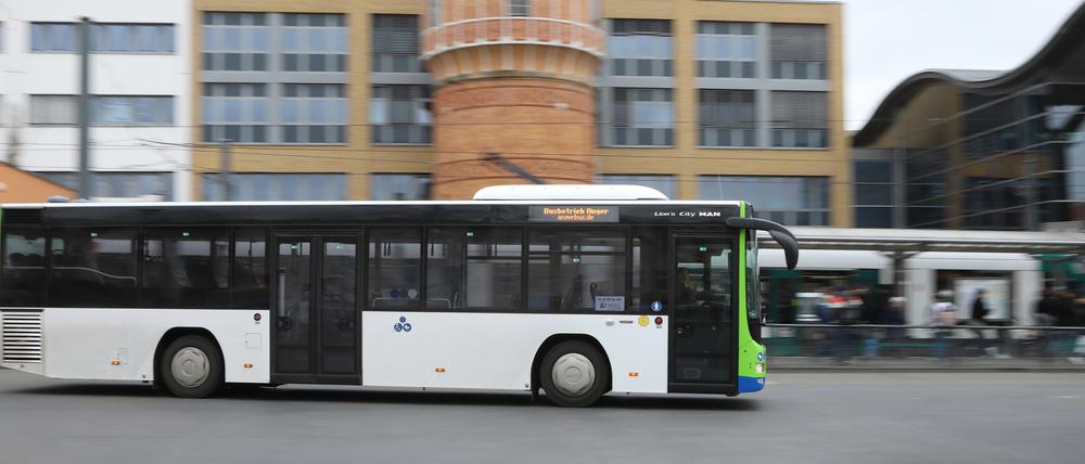 Potsdam will gemeinsam mit Potsdam-Mittelmark ein 365-Euro-Jahresticket für Tram, Bus und Bahn.