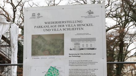 Derzeit wird der Park rund um die Villa Henckel am Pfingstberg in der Nauener Vorstadt saniert.