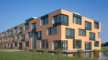 Das neue Zentrum wird im bestehenden Fraunhofer-Instituts für Zelltherapie und Immunologie in Golm angesiedelt. 