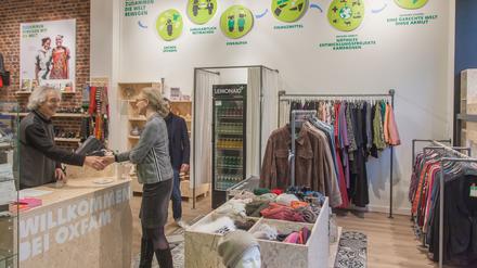 So ähnlich wie in diesem Oxfam-Shop in Berlin-Kreuzberg soll es auch in Potsdam künftig aussehen.