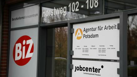 Arbeitsagentur und Jobcenter Potsdam liegen am Horstweg.
