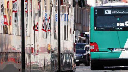 Vom 7. bis zum 11. Juli 2020 gibt es aufgrund von Arbeiten an einer Straßenbahntrasse Beeinträchtigungen im Busverkehr.