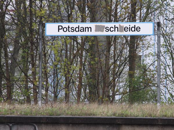 Am Bahnhof Pirschheide ist jede Menge zu tun.