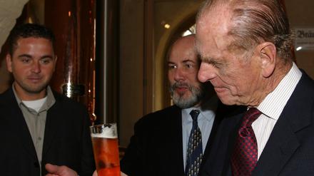 Prinz Philip kam 2004 auf ein Bier nach Potsdam. 