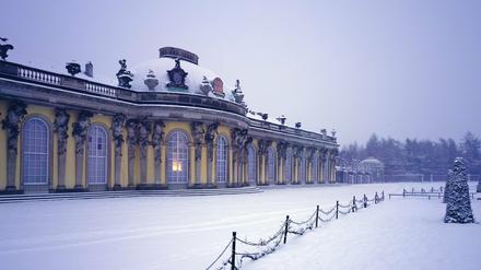 Eine weiße Schneeschicht im Schlosspark Sanssouci ist ein seltener Anblick. 