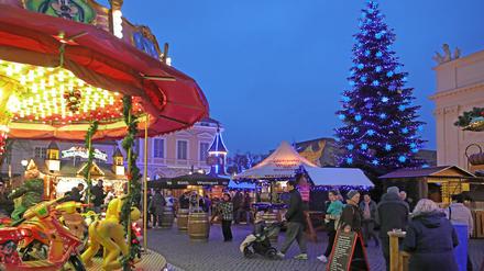 2019 hatte der Weihnachtsmarkt zuletzt in Brandenburger Straße, auf Bassin- und Luisenplatz stattgefunden. 