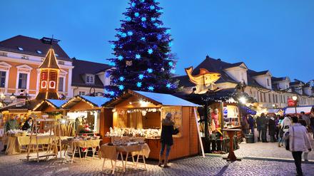 In diesem Jahr soll der Potsdamer Weihnachtsmarkt wieder wie im Vorpandemiejahr 2019 stattfinden. 