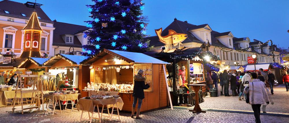 In diesem Jahr soll der Potsdamer Weihnachtsmarkt wieder wie im Vorpandemiejahr 2019 stattfinden. 