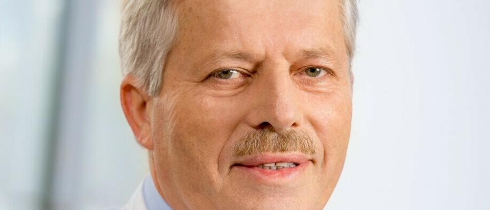 Horst Oesterwitz, Chefarzt Refertilisierungschirurgie, geht in den Ruhestand.