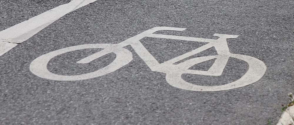Potsdam will den Radverkehr in der Stadt weiter stärken. Am heutigen Dienstag wird eine neue Fahrradstraße eingeweiht.