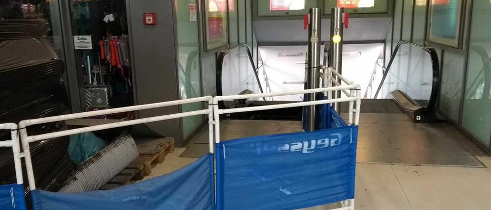 Seit Anfang Februar tut sich an der Rolltreppe im Potsdamer Hauptbahnhof nichts.