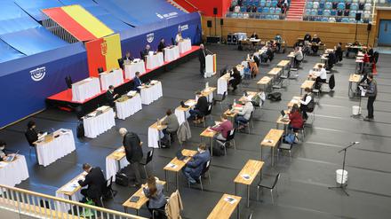 Die Stadtverordnetenversammlung fand wieder in der MBS-Arena im Sportpark Luftschiffhafen statt (Archivfoto).