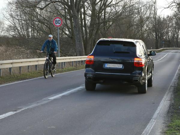 Die Straße zwischen Fahrland und Marquardt ist für Radfahrer nicht gefahrlos nutzbar.