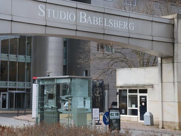 Im Studio Babelsberg srehten unter anderem US-Filmstar KristenStewart für das Remake von „Drei Engel für Charlie“.