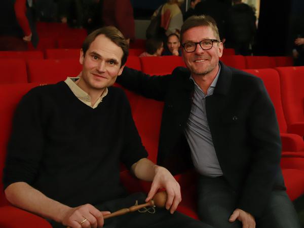 Schauspieler Fabian Hinrichs (l.) und Regisseur Johannes Unger kamen am Sonntag ins Thalia. 