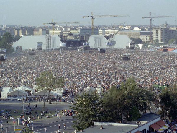 21.07.1990: 320.000 Menschen strömten damals auf den ehemaligen Todesstreifen.