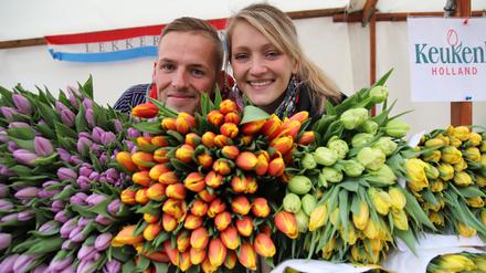Niederländische und Potsdamer Gewerbetreibende waren beim diesjährigen Tulpenfest im Holländischen Viertel vor Ort.