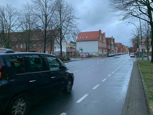 Am Montagmorgen herrschte auf den Straßen Potsdams zum Teil wenig Verkehr.