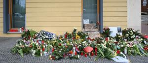 Die Anteilnahme nach dem gewaltsamen Tod von vier behinderten Heimbewohnern in Babelsberg ist weiter groß. 