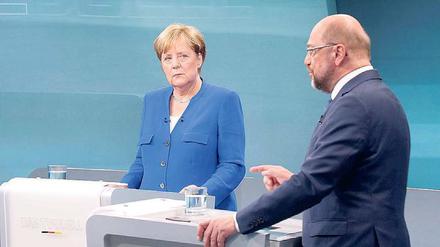 Keine Feinde, nicht einmal politische Gegner: Stephan Lamby hat den Wahlkampf zwischen Angela Merkel und Martin Schulz über längere Zeit verfolgt.