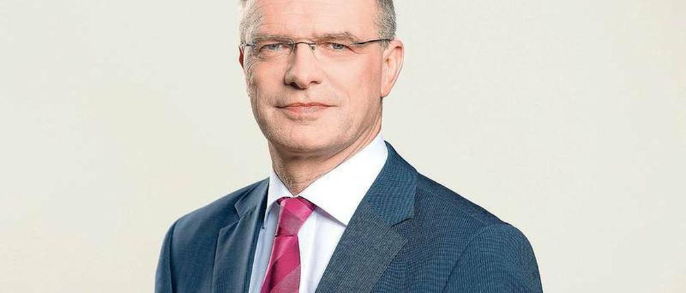 Stefan Raue, trimedialer Chefredakteur des Mitteldeutschen Rundfunks, ist Alleinkandidat für das Amt des Deutschlandradio-Kandidaten