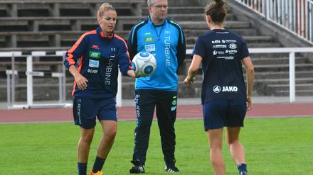 Der Ball rollt wieder. Seit Anfang der Woche befindet sich Frauenfußball-Bundesligist Turbine Potsdam wieder im Trainingsbetrieb. Noch mit kleinem Personal.
