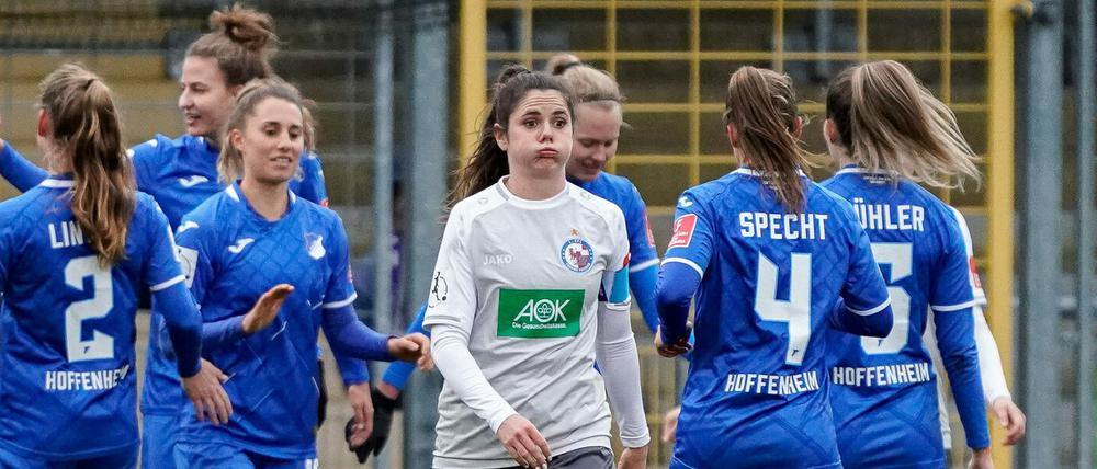 Puh. Die Mannschaft von Turbine-Kapitänin Sarah Zadrazil kassierte eine heftige Klatsche gegen Hoffenheim.