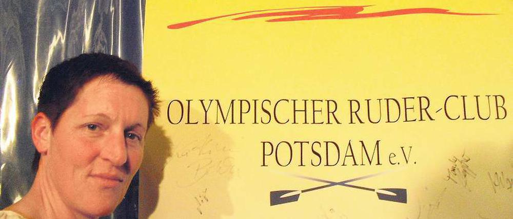 Neuer Verein. In Potsdam wurde am gestrigen Sonntag der Olympische Ruder-Club aus der Taufe gehoben. Zu dessen Präsidentin wählten die Gründungsmitglieder mit Kathrin Boron (links) die erfolgreichste Skullerin der Welt.
