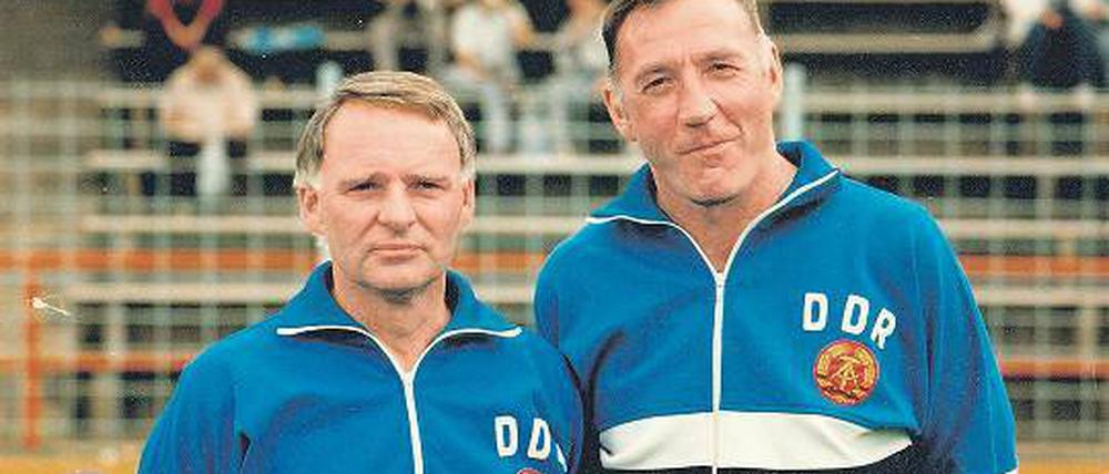 Trainer-Team der DDR. Bernd Schröder (r.) und Assistent Dietmar Männel.