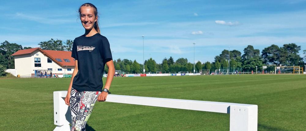Bestens angfreundet hat sich Leandra Lorenz mit dem Hindernislauf. Morgen startet die 17-Jährige vom RSV Eintracht Stahnsdorf bei den U 18-Europameisterschaften in Tiflis.