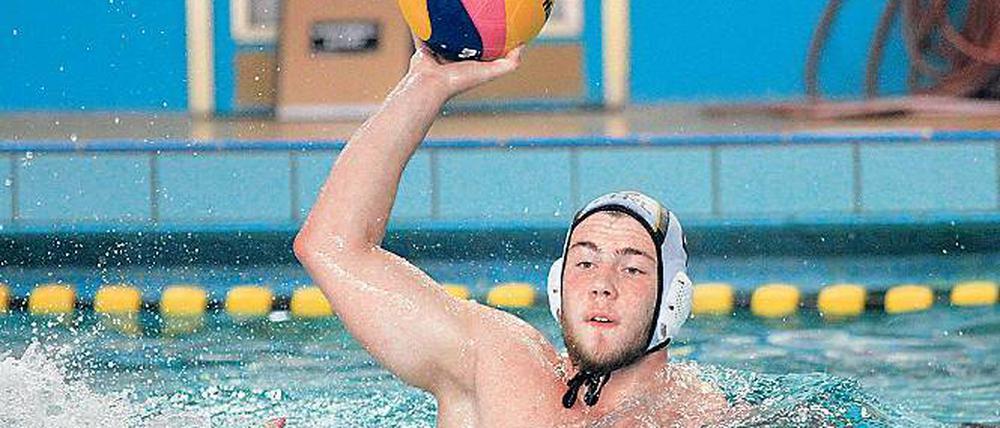 Starke Jugendarbeit. Potsdam entwickelt viele Wasserballtalente – wie Junioren-Nationalspieler Thilo Popp.