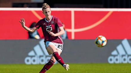 Es hat gedauert. Johanna Elsig galt als Top-Talent, kam aber erst 2017 zu ihrem A-Länderspieldebüt. Inzwischen ist sie wichtige Stütze im Nationalteam.