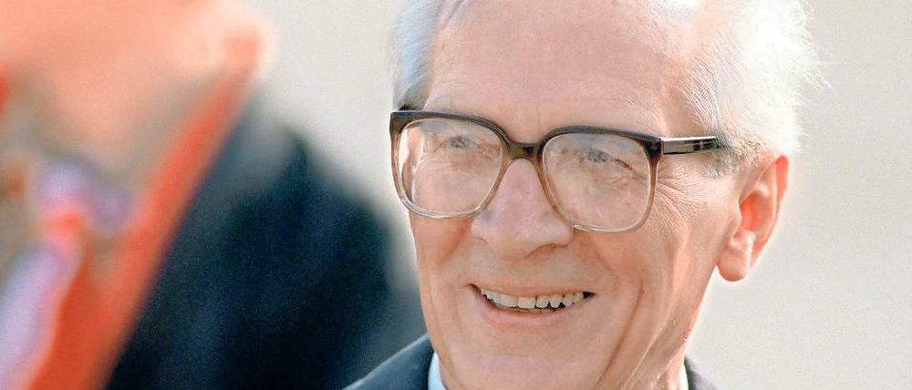 Beschönigende Biografie. Parteichef Erich Honecker im Oktober 1989.